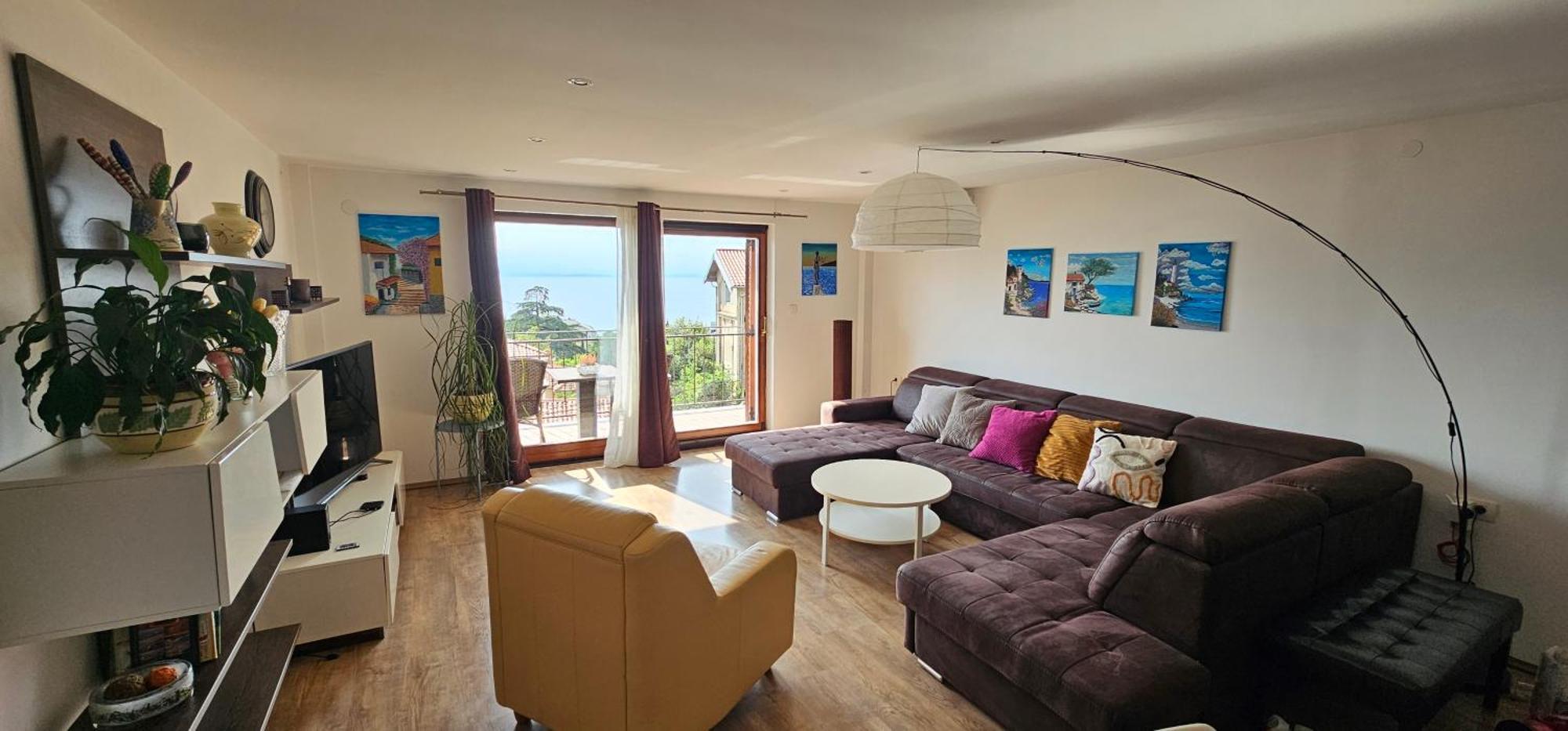Sunrise Apartment *