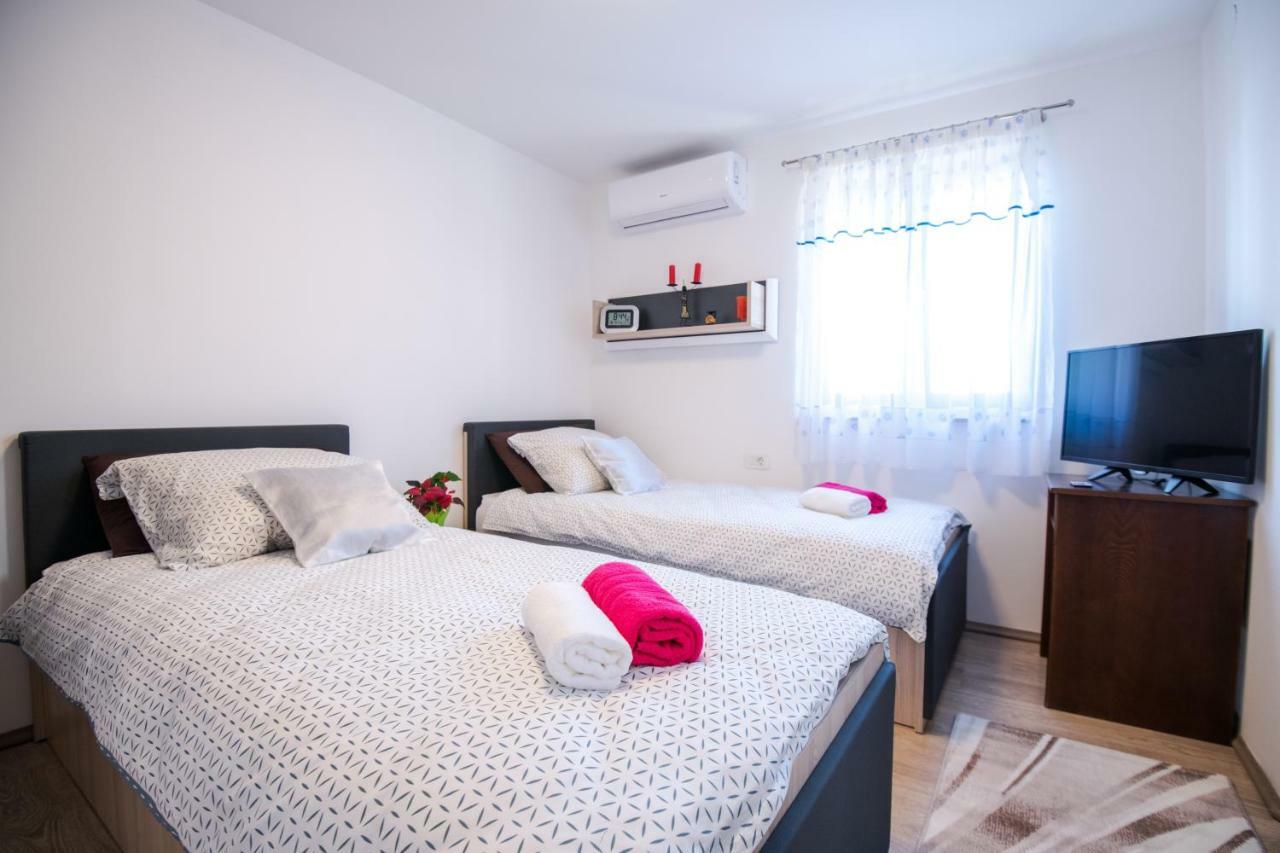 Sunrise Apartma *