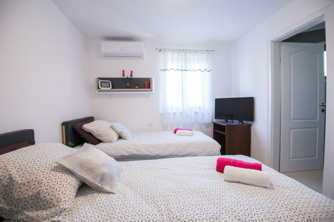 Apartma Sunrise *